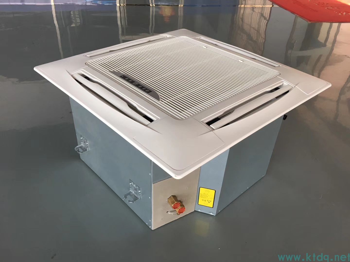 吸頂式風(fēng)機(jī)盤管又名吸頂式風(fēng)機(jī)盤管的特點(diǎn)-德州春意空調(diào)設(shè)備有限公司(圖1) mmexport1554004388473.jpg